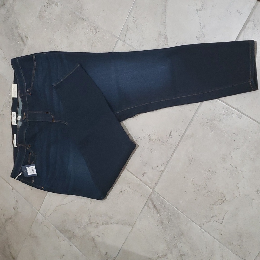 NWT skinny jeans